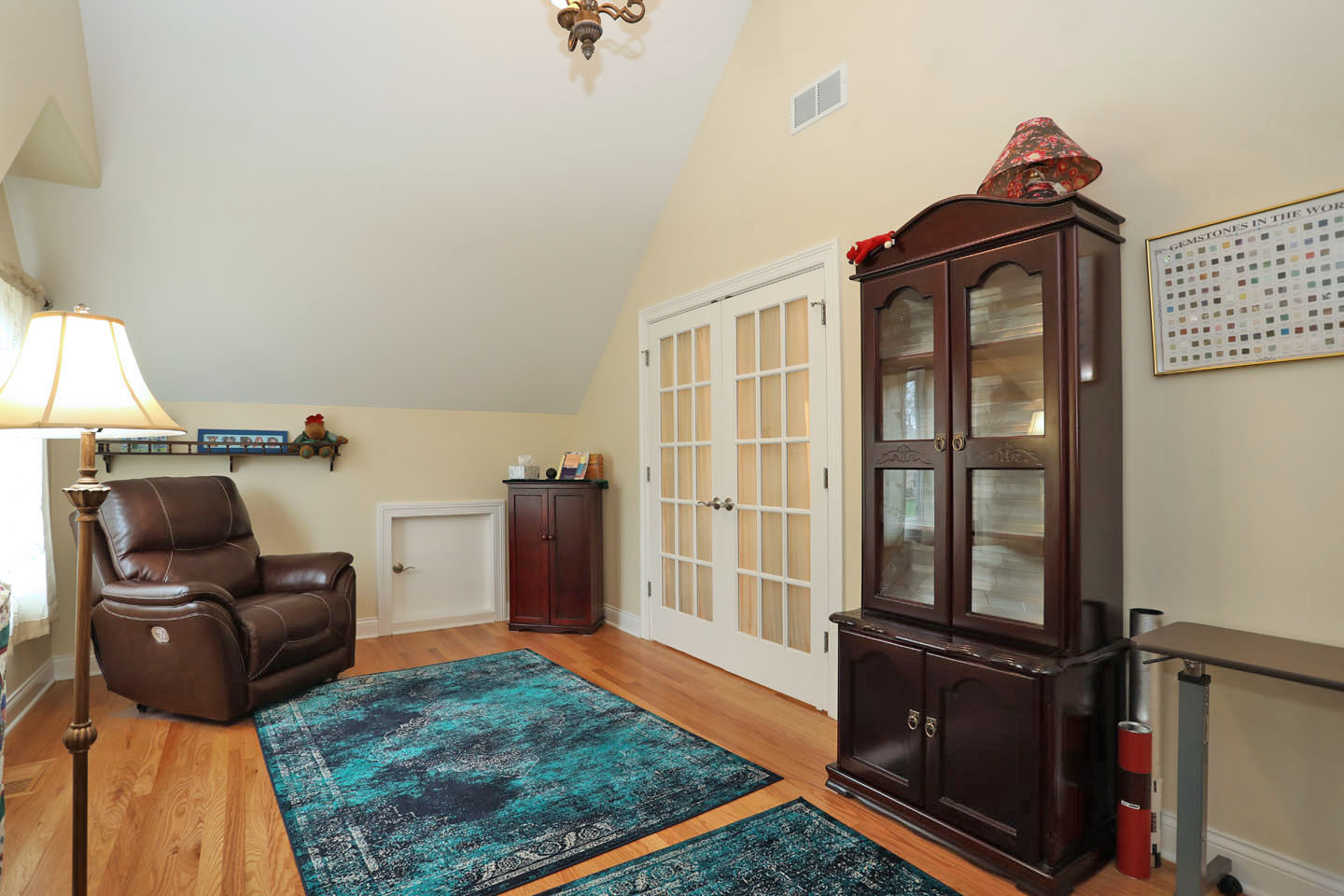 310 Jennifer Lane, Roselle, IL 60172