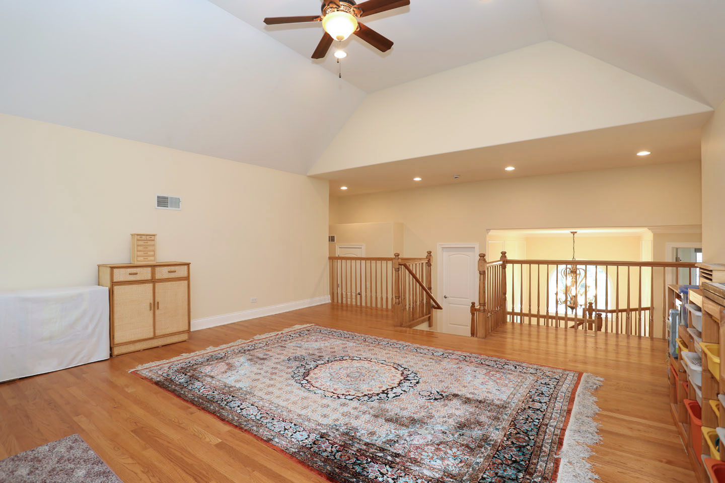 310 Jennifer Lane, Roselle, IL 60172