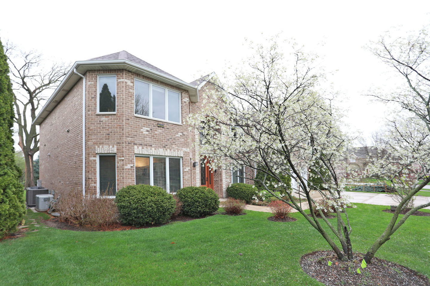 310 Jennifer Lane, Roselle, IL 60172