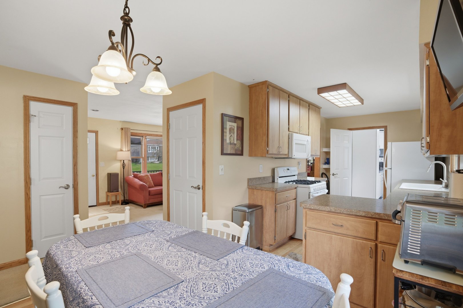 1034 S Cooper Street, New Lenox, IL 60451