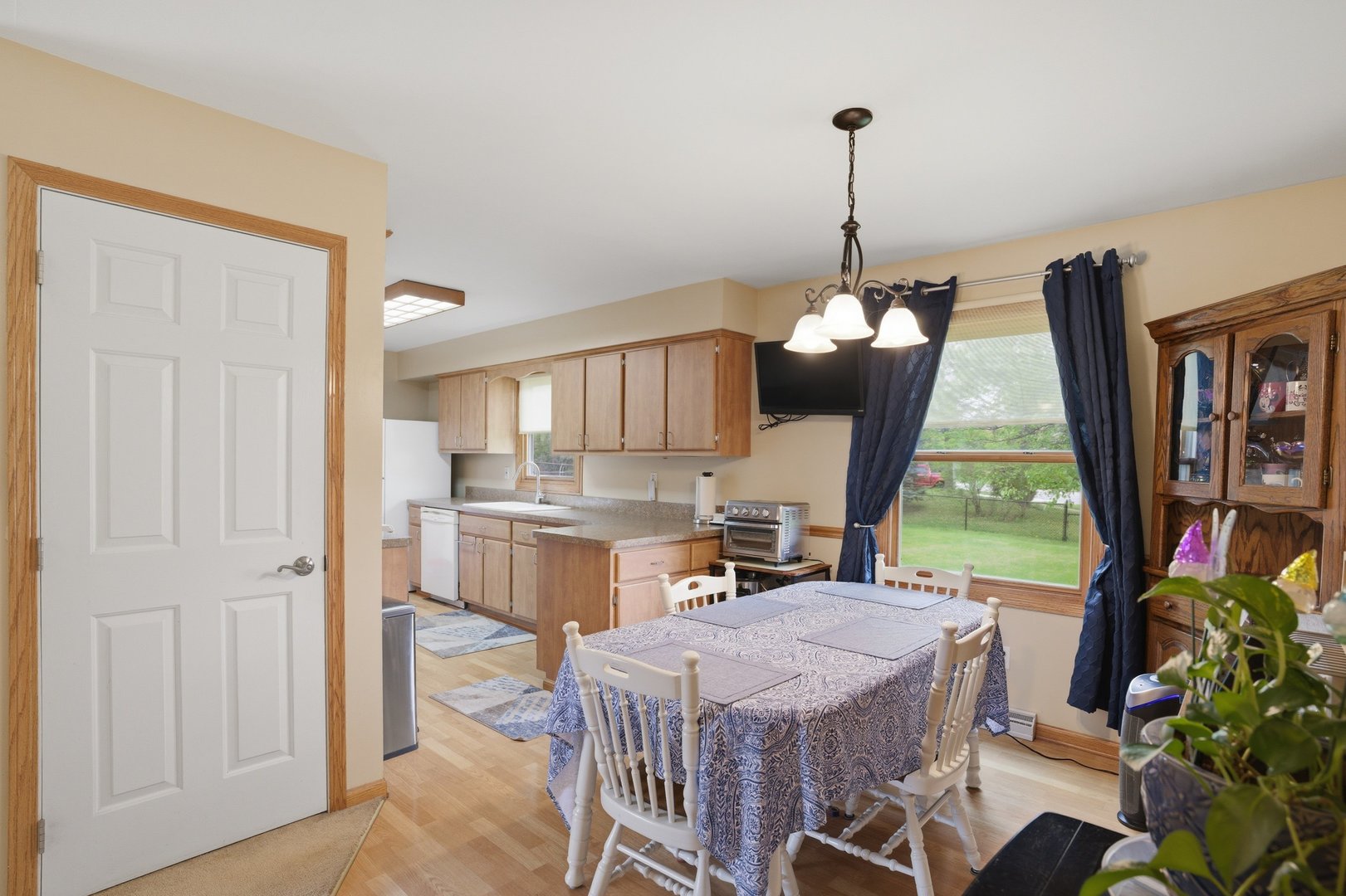 1034 S Cooper Street, New Lenox, IL 60451