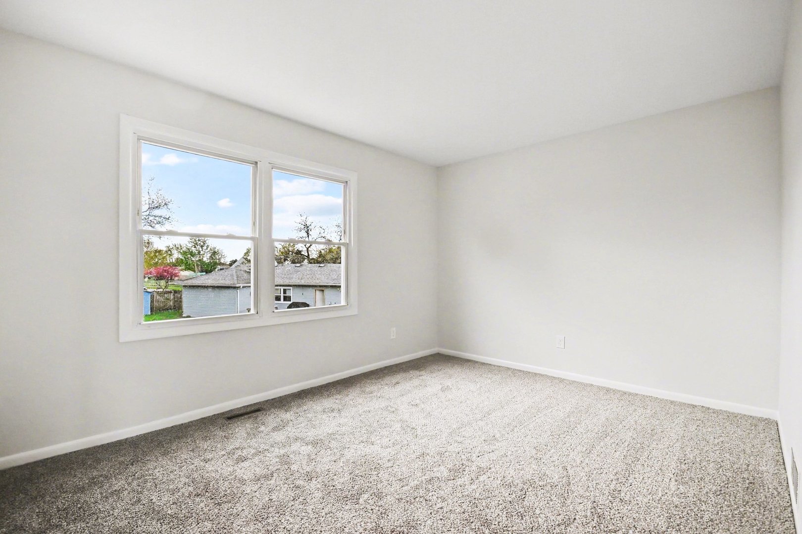 2400 Marigold Court, Aurora, IL 60506