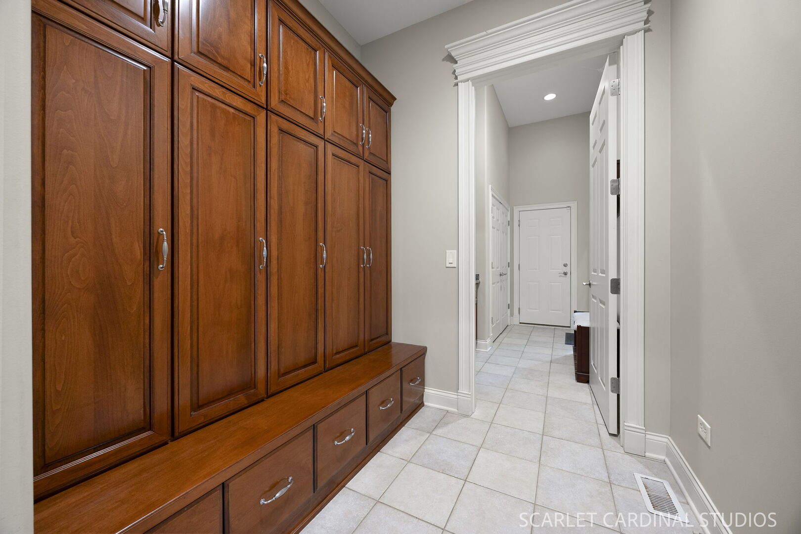 32 Baker Lane, Naperville, IL 60565