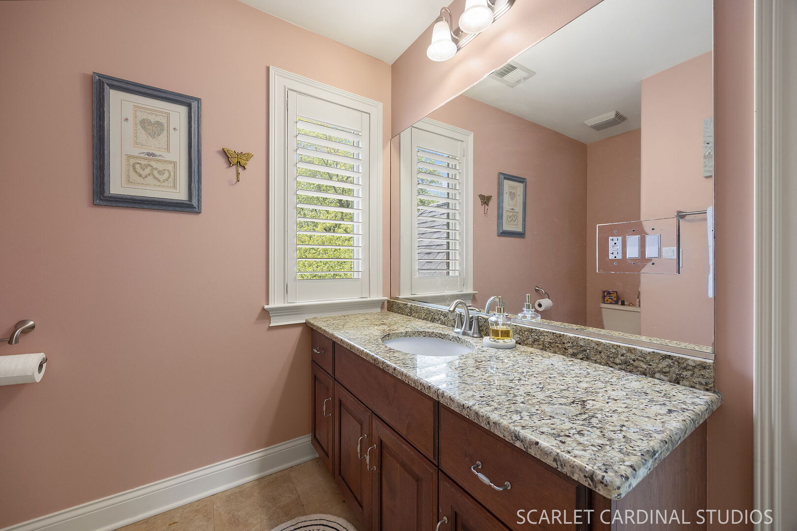32 Baker Lane, Naperville, IL 60565