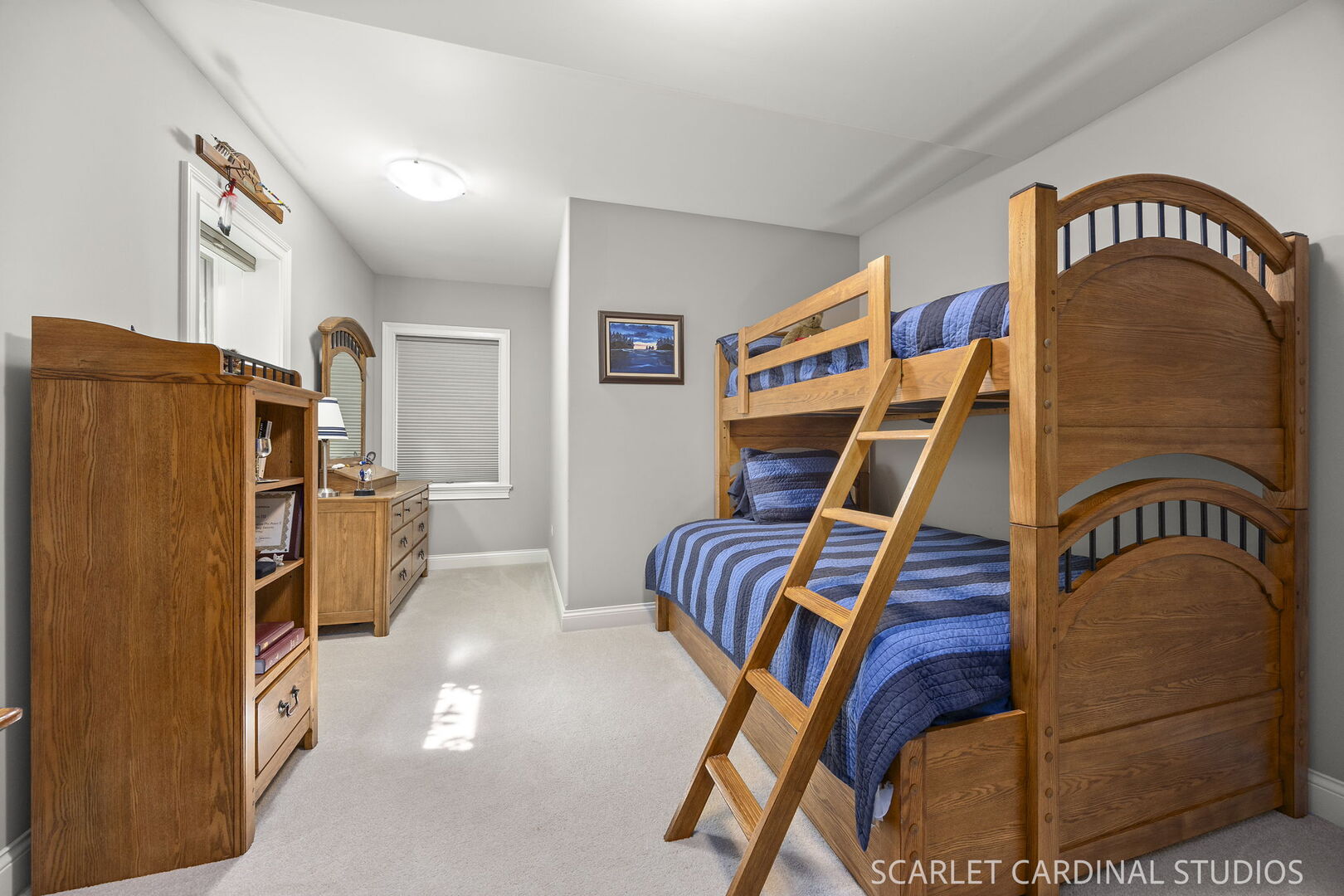 32 Baker Lane, Naperville, IL 60565