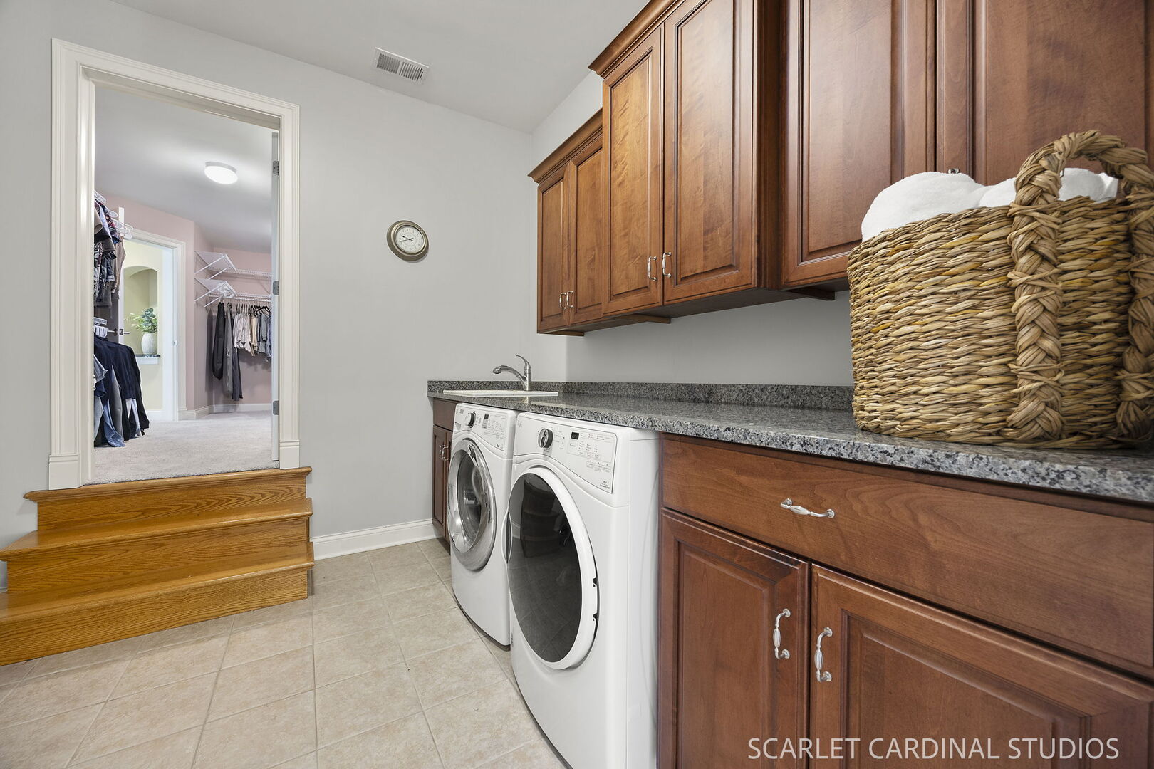 32 Baker Lane, Naperville, IL 60565