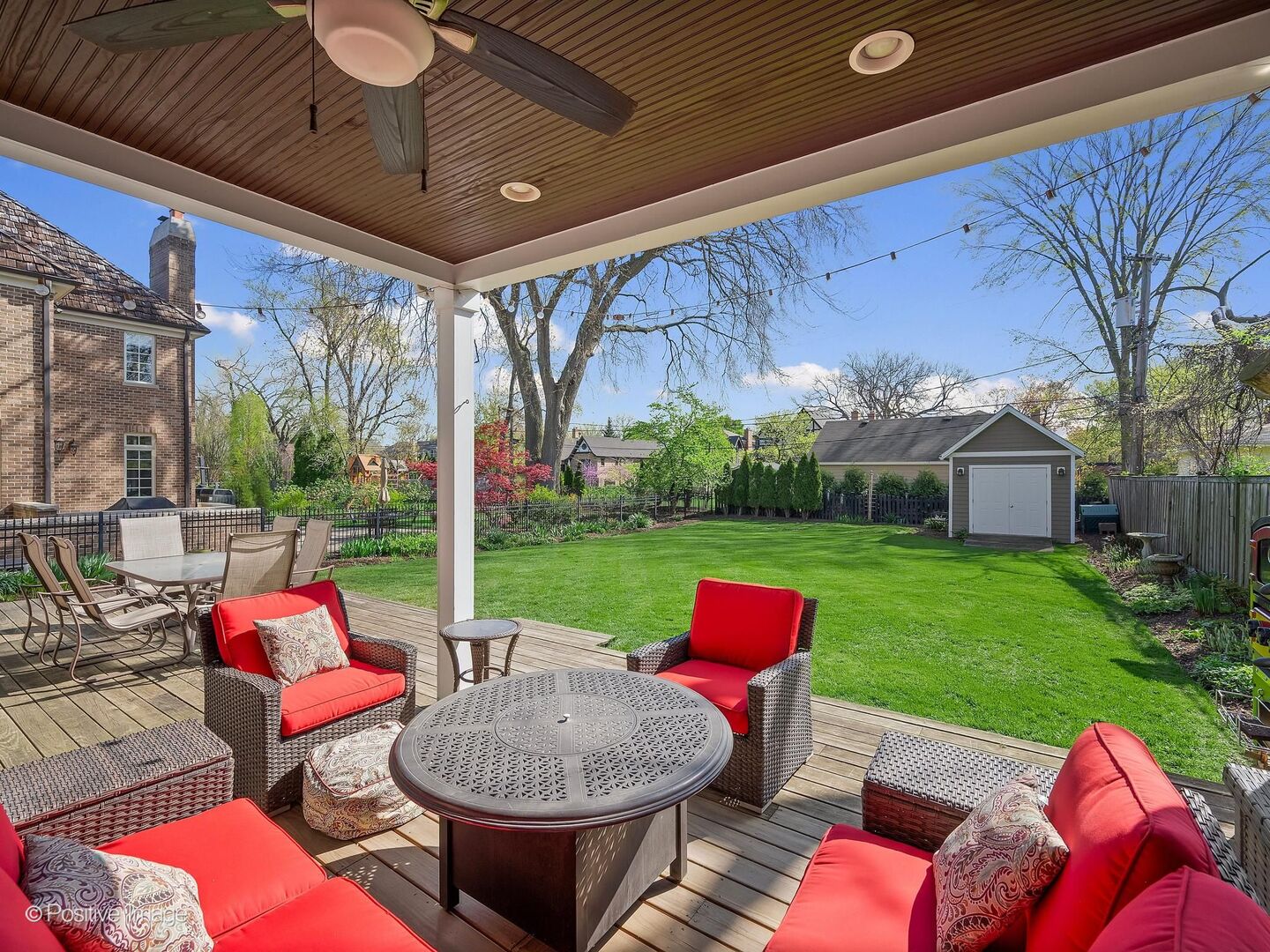 333 Kenmore Avenue, Elmhurst, IL 60126