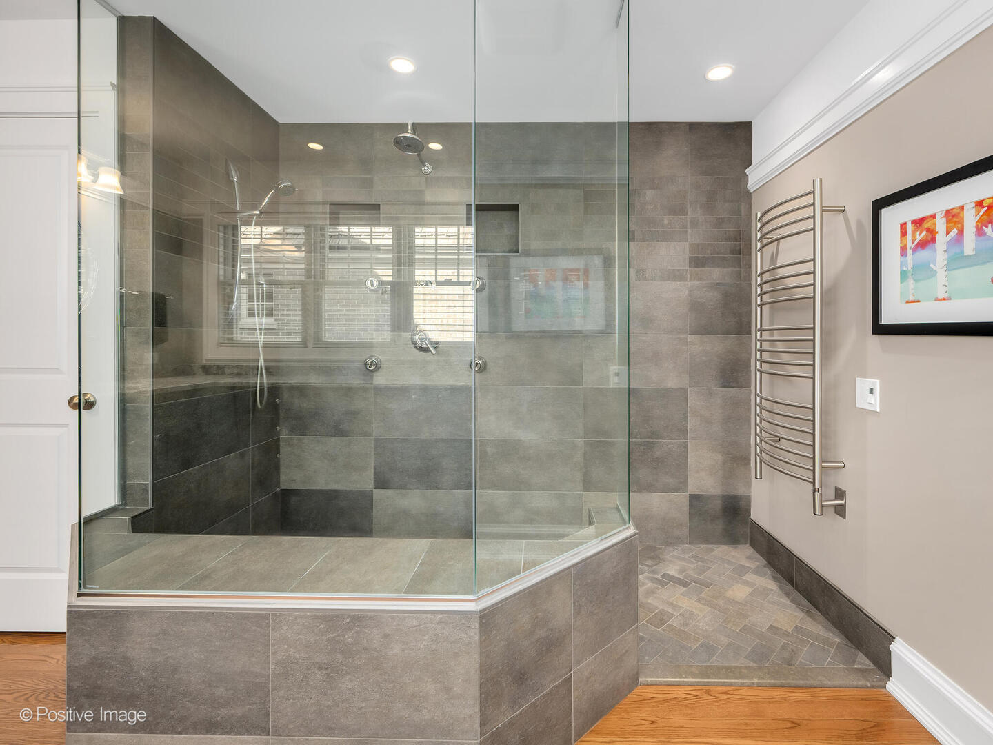 333 Kenmore Avenue, Elmhurst, IL 60126