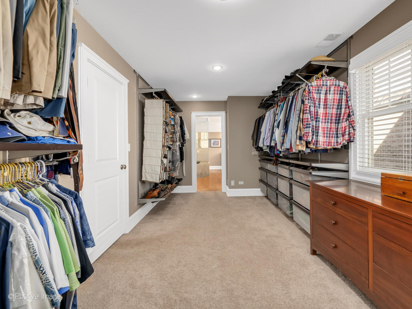 333 Kenmore Avenue, Elmhurst, IL 60126