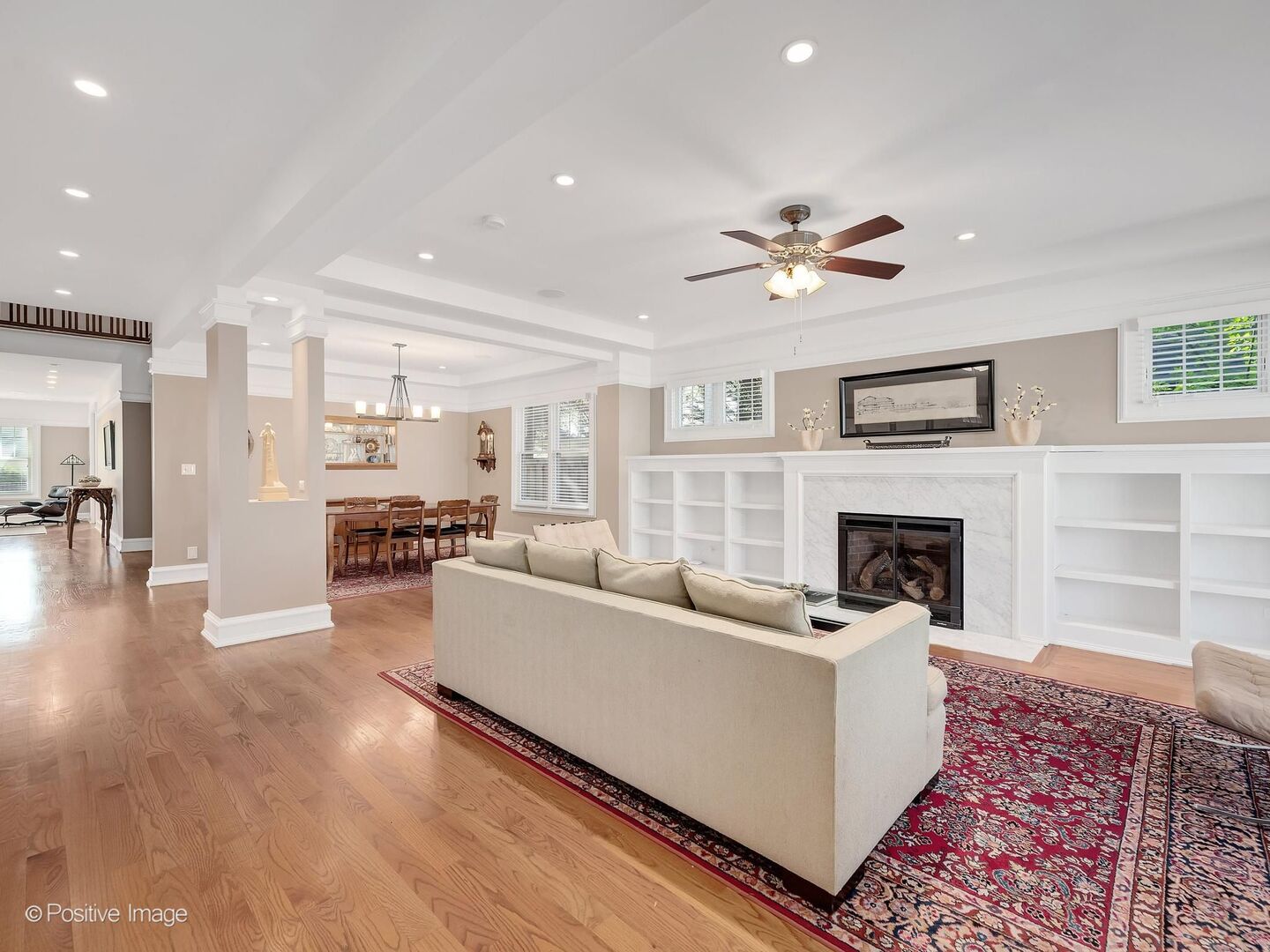 333 Kenmore Avenue, Elmhurst, IL 60126