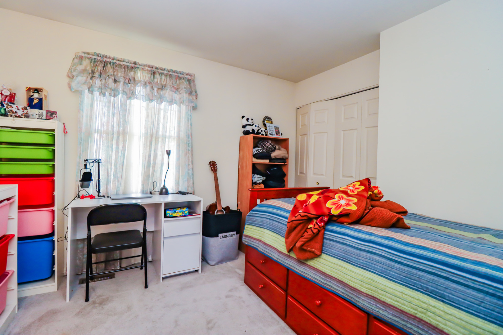 35 Meyerson Way, Wheeling, IL 60090