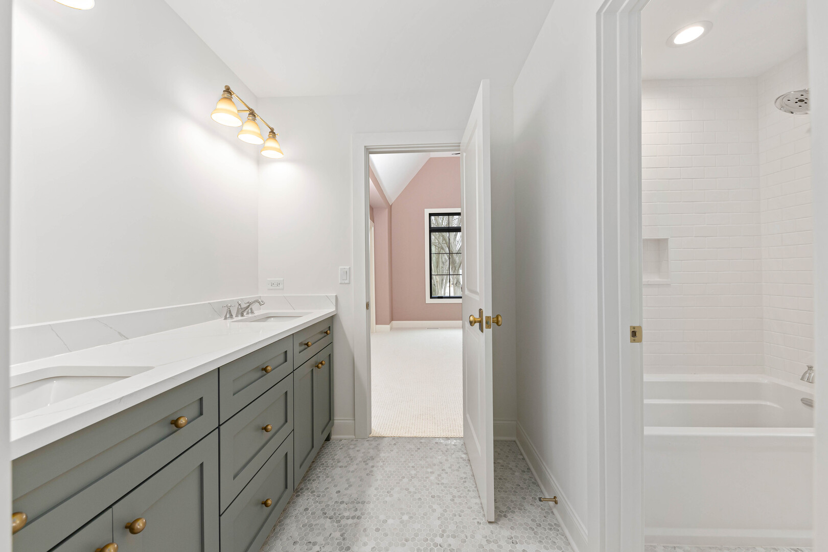 Naperville, IL 60563