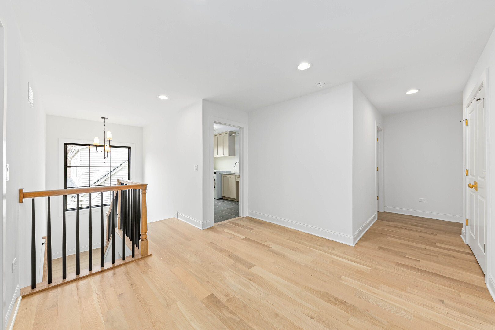 Naperville, IL 60563