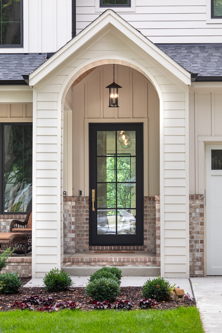 Naperville, IL 60563