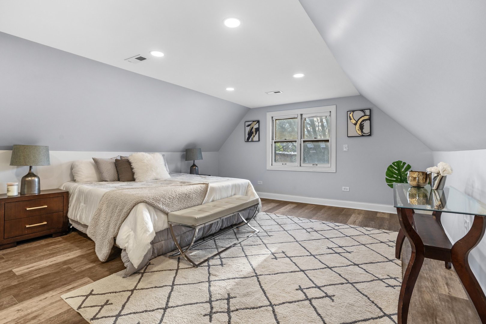 10151 S Avenue M, Chicago, IL 60617