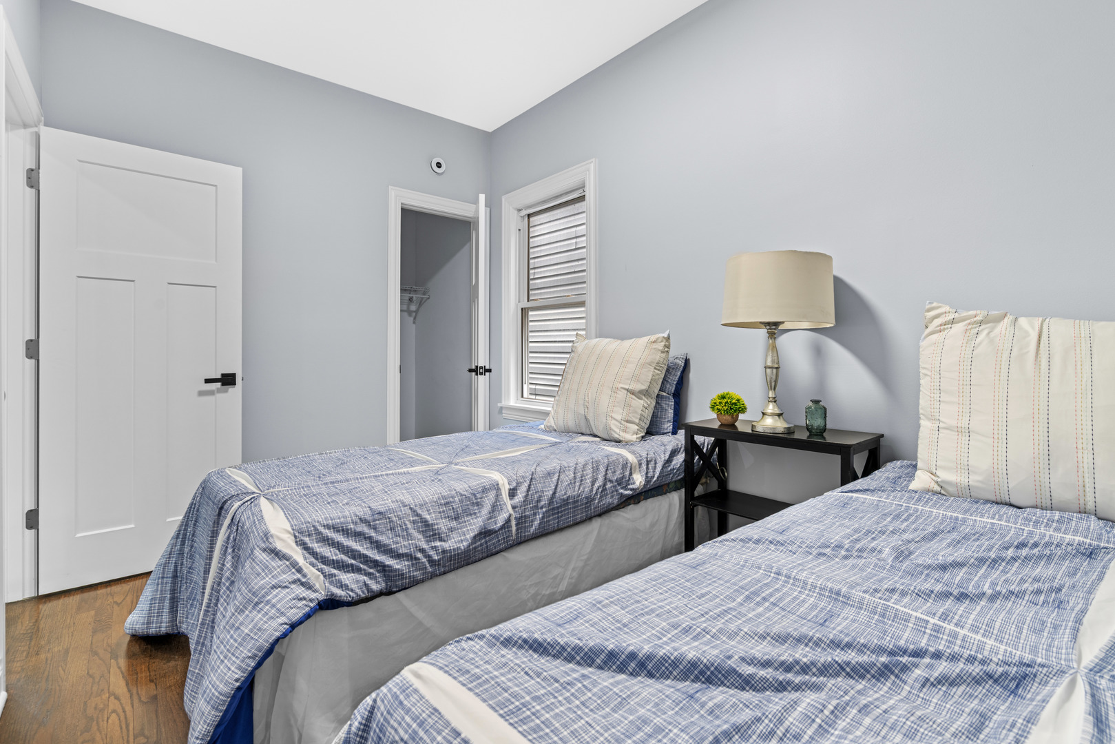 10151 S Avenue M, Chicago, IL 60617