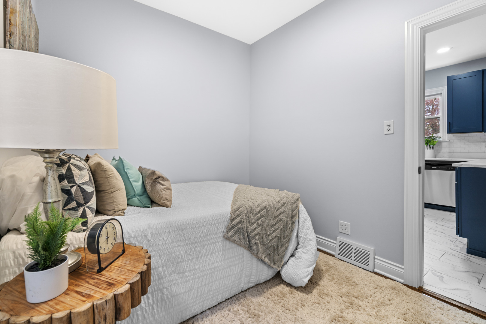 10151 S Avenue M, Chicago, IL 60617