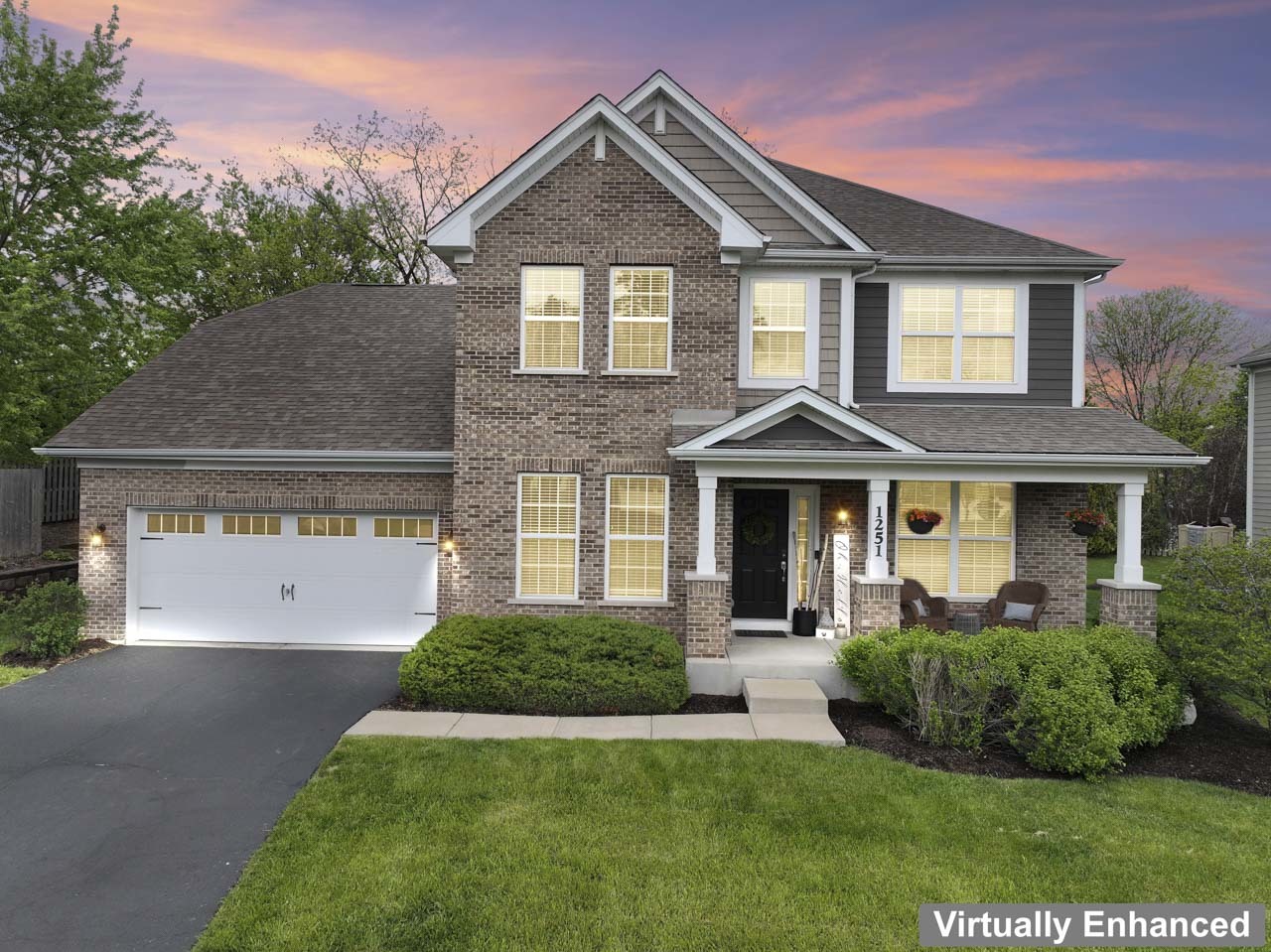 1251 W Thomas Road, Wheaton, IL 60187