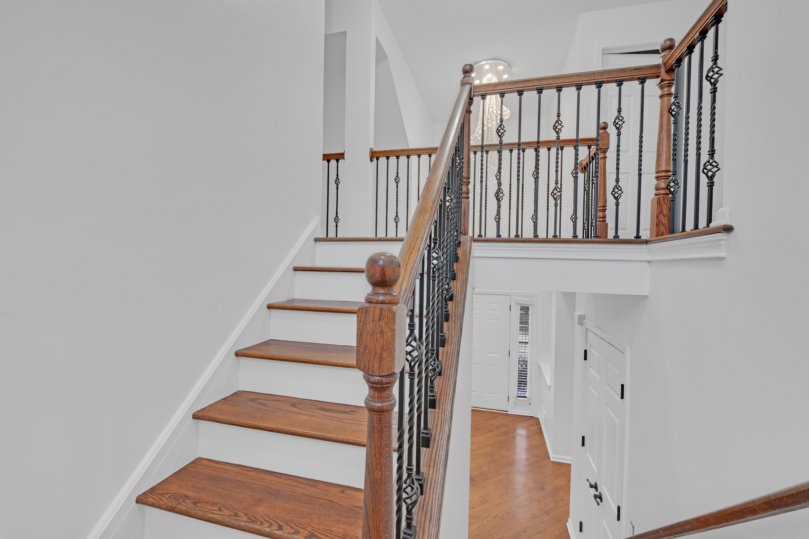 141 Manchester Court, Buffalo Grove, IL 60089