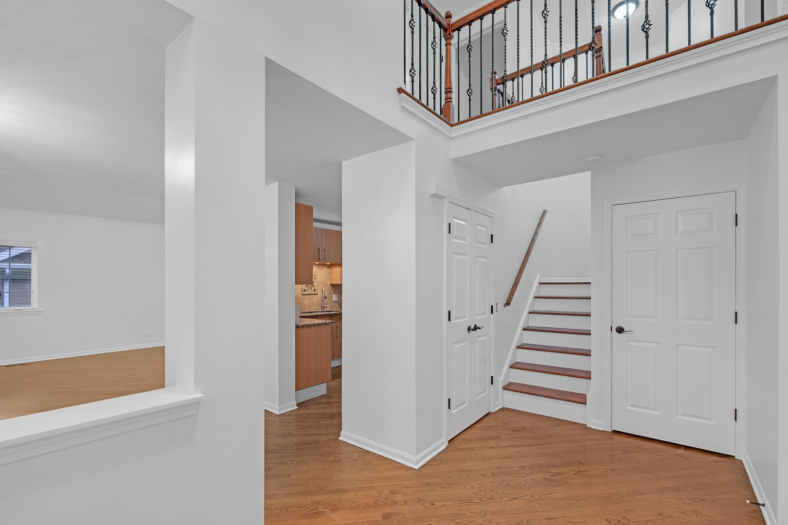 141 Manchester Court, Buffalo Grove, IL 60089