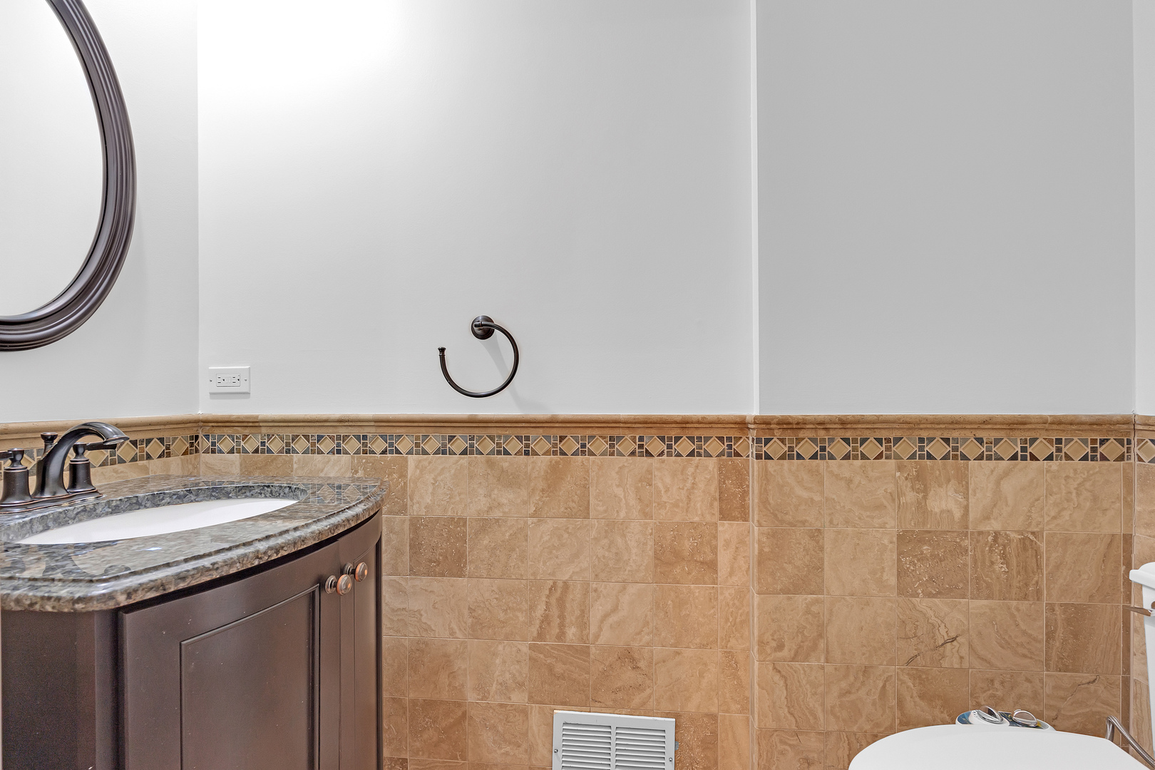 141 Manchester Court, Buffalo Grove, IL 60089