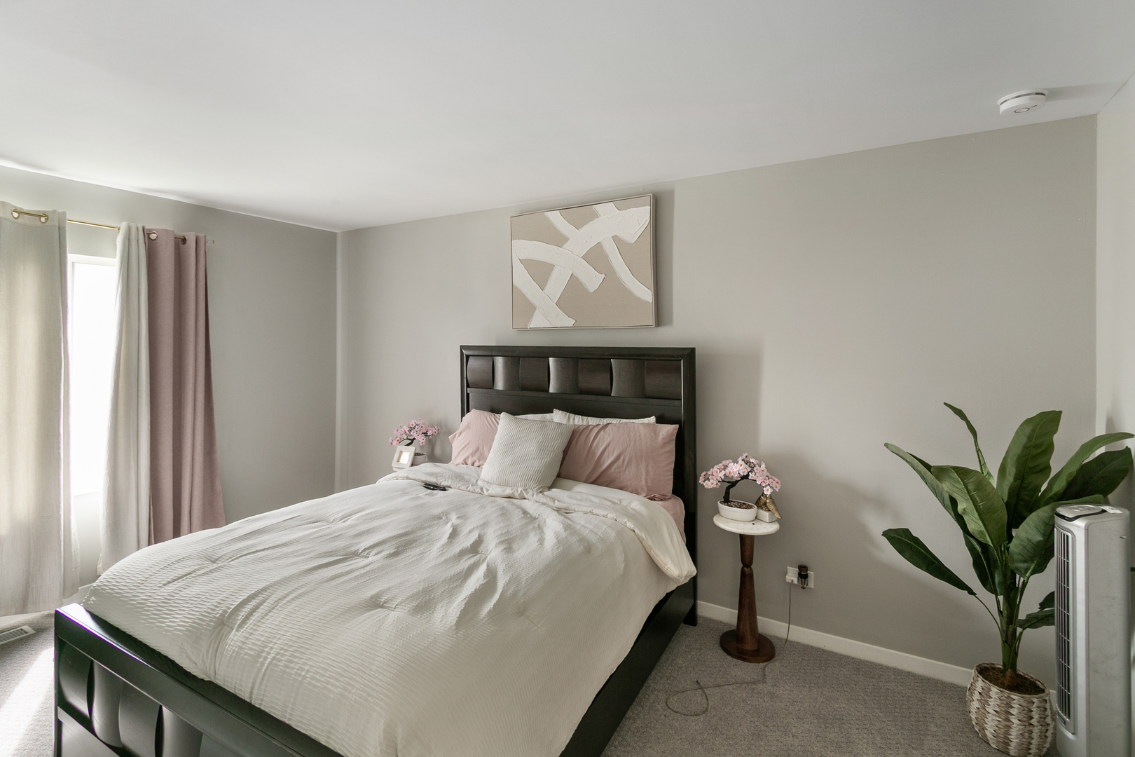 18200 Fountainbleau Drive, Hazel Crest, IL 60429