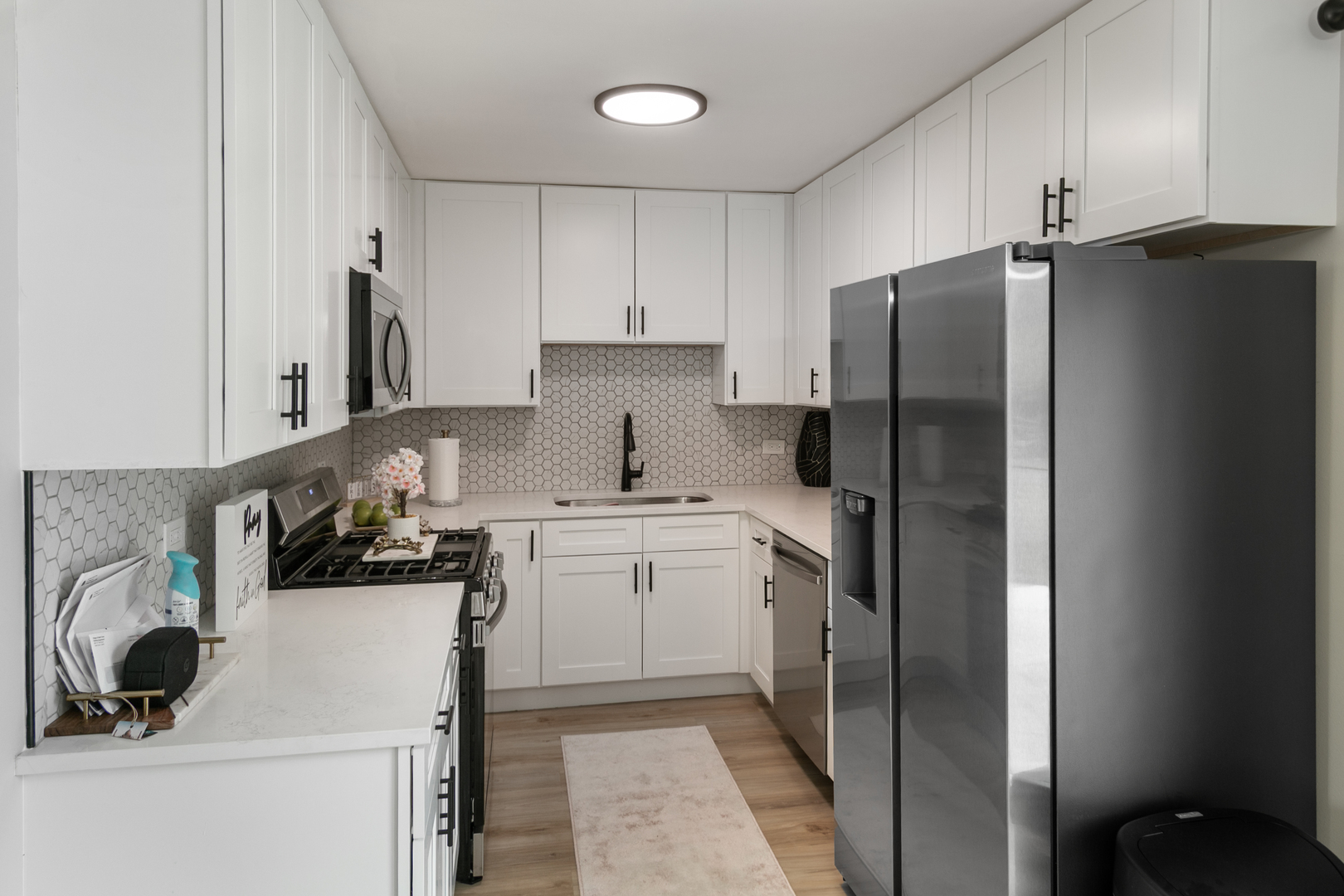 18200 Fountainbleau Drive, Hazel Crest, IL 60429