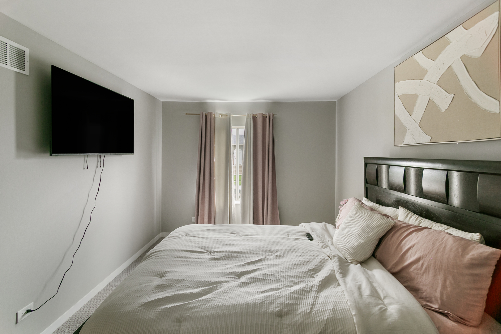 18200 Fountainbleau Drive, Hazel Crest, IL 60429