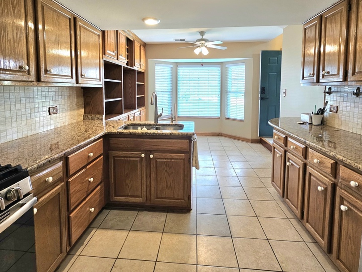 Crest Hill, IL 60403