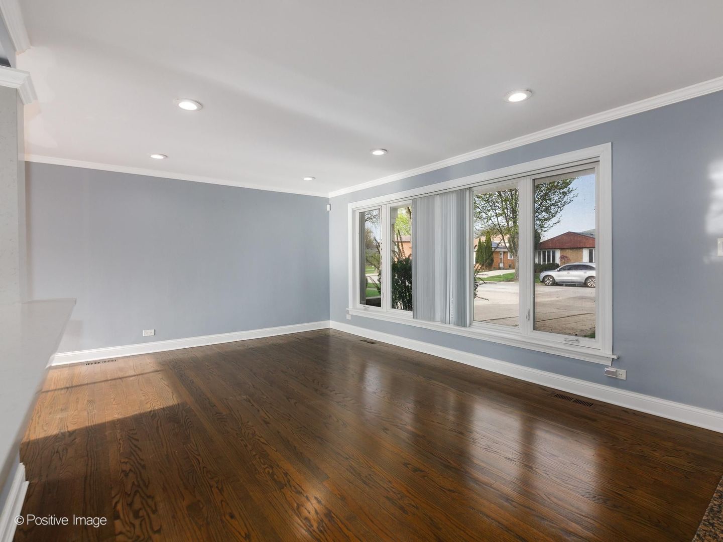 9506 Ozanam Avenue, Morton Grove, IL 60053