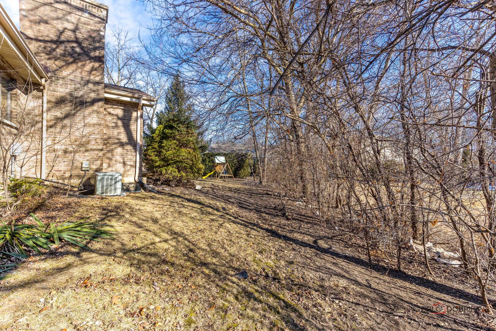 2450 Chas Drive, Rolling Meadows, IL 60008
