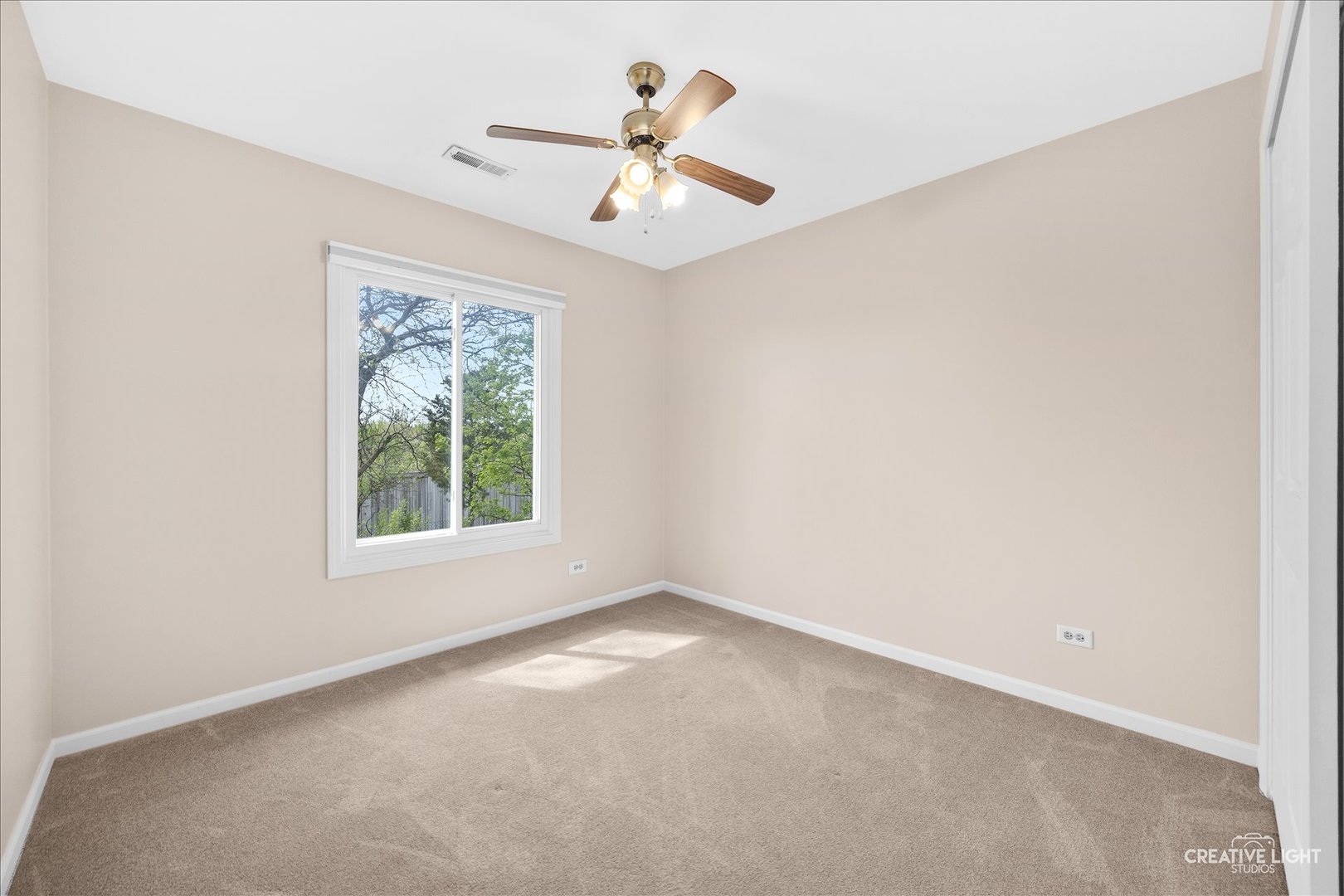 7020 BRIGHTON Court #204, Woodridge, IL 60517