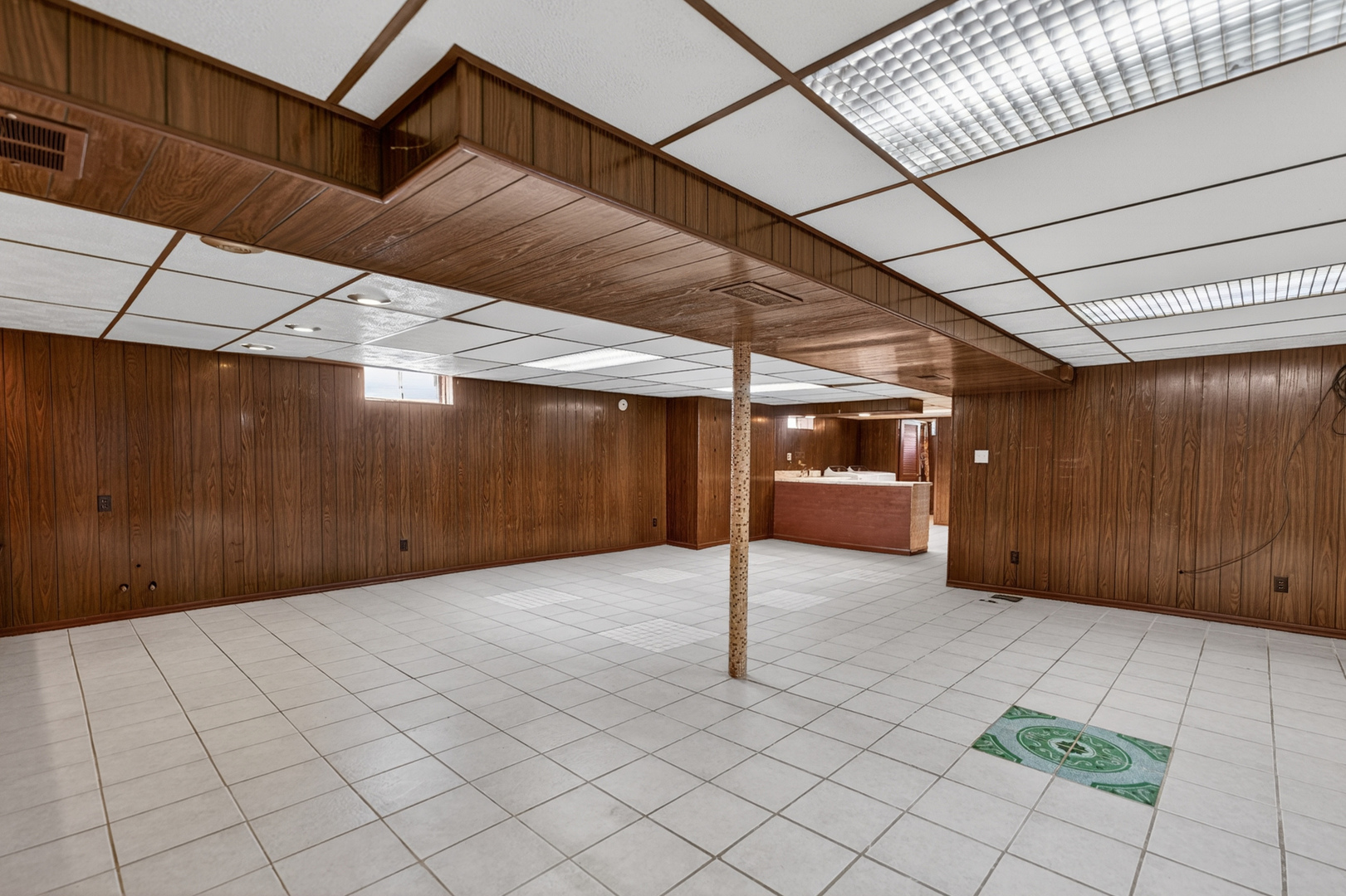 9134 Chestnut Avenue, Franklin Park, IL 60131