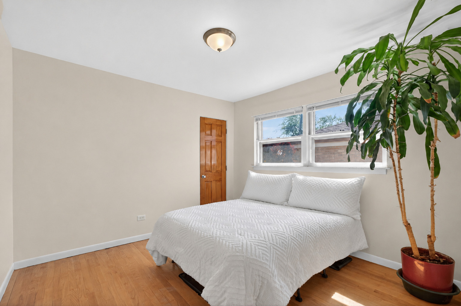 9134 Chestnut Avenue, Franklin Park, IL 60131
