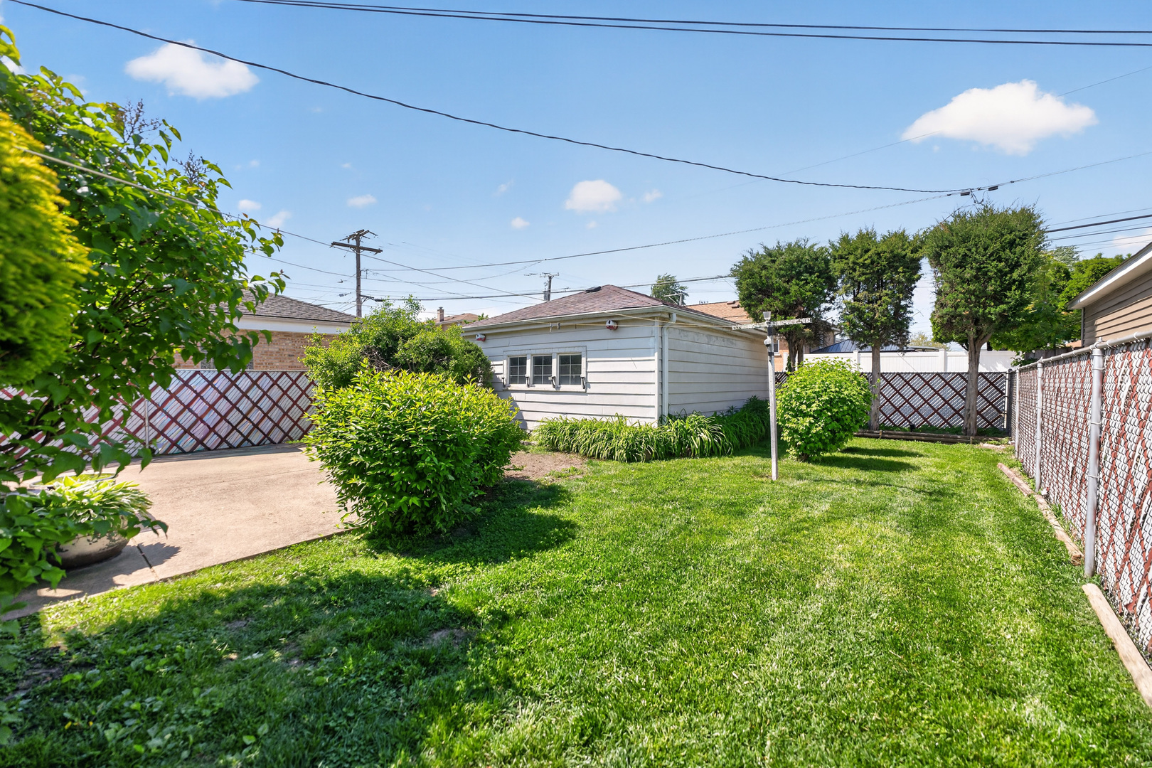9134 Chestnut Avenue, Franklin Park, IL 60131