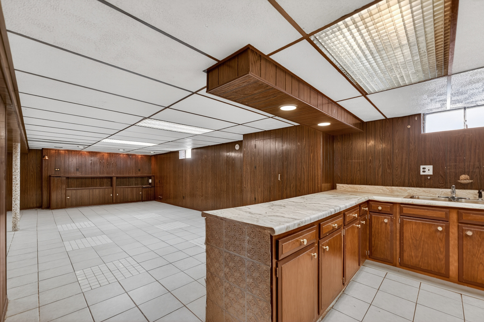 9134 Chestnut Avenue, Franklin Park, IL 60131