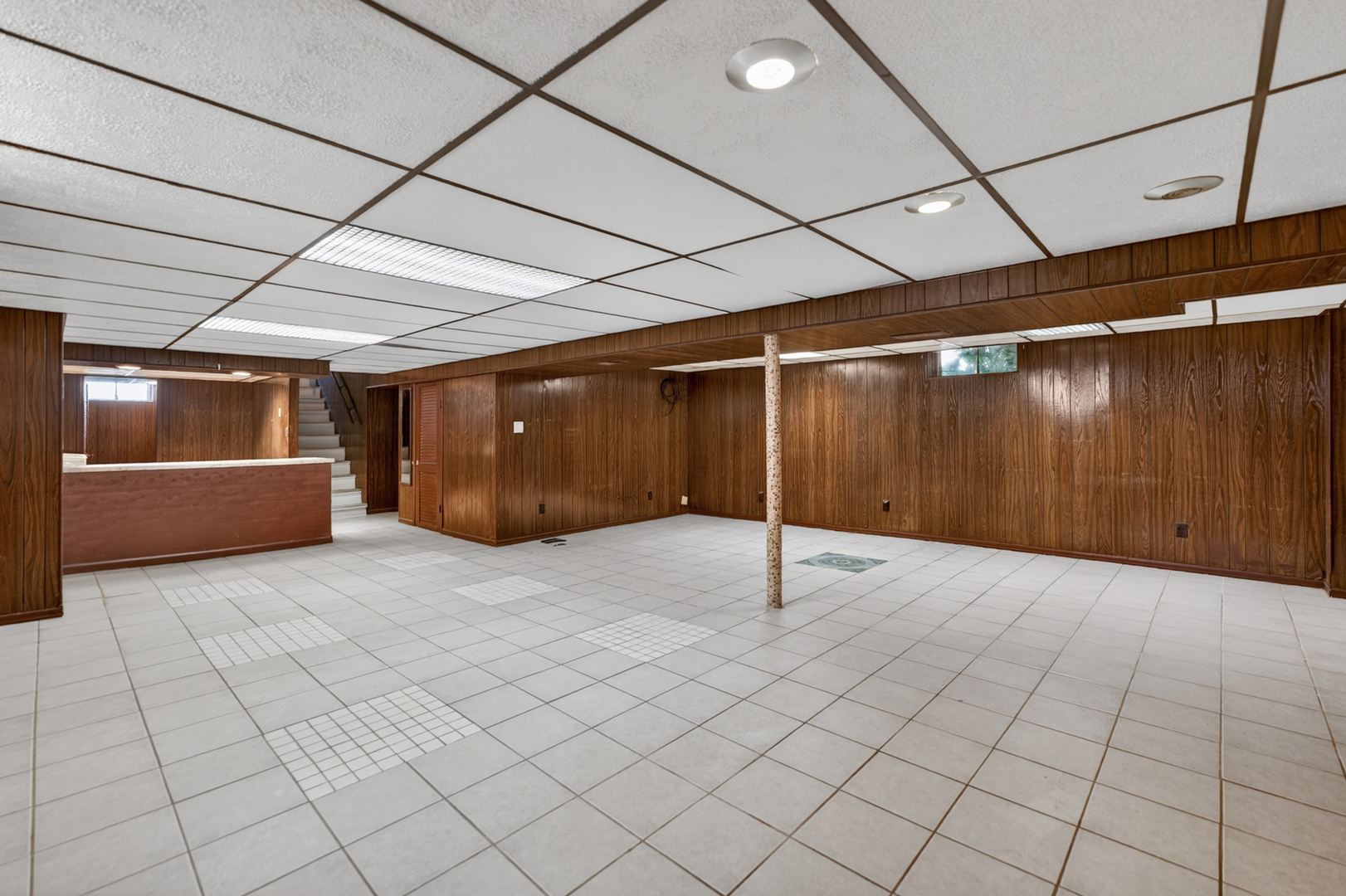 9134 Chestnut Avenue, Franklin Park, IL 60131