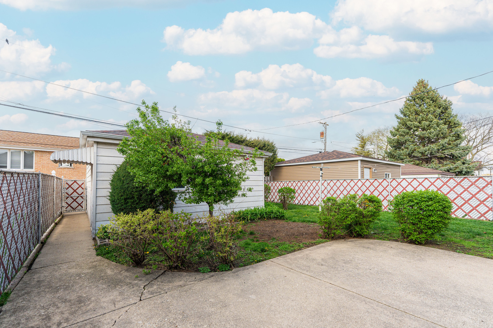 9134 Chestnut Avenue, Franklin Park, IL 60131