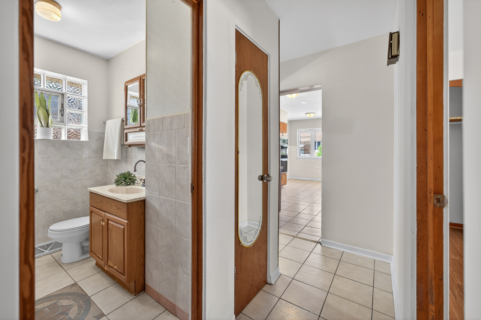 9134 Chestnut Avenue, Franklin Park, IL 60131