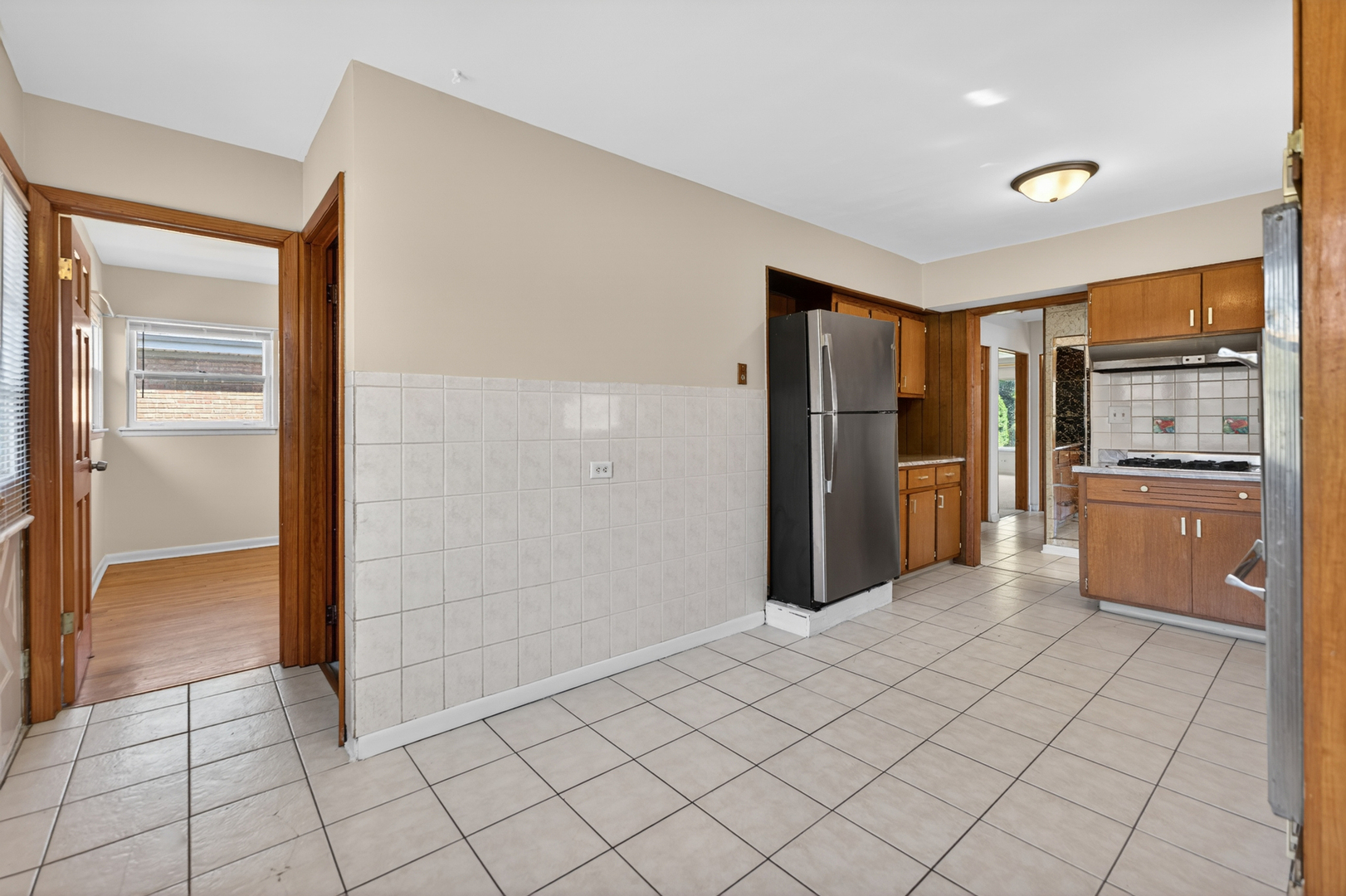 9134 Chestnut Avenue, Franklin Park, IL 60131