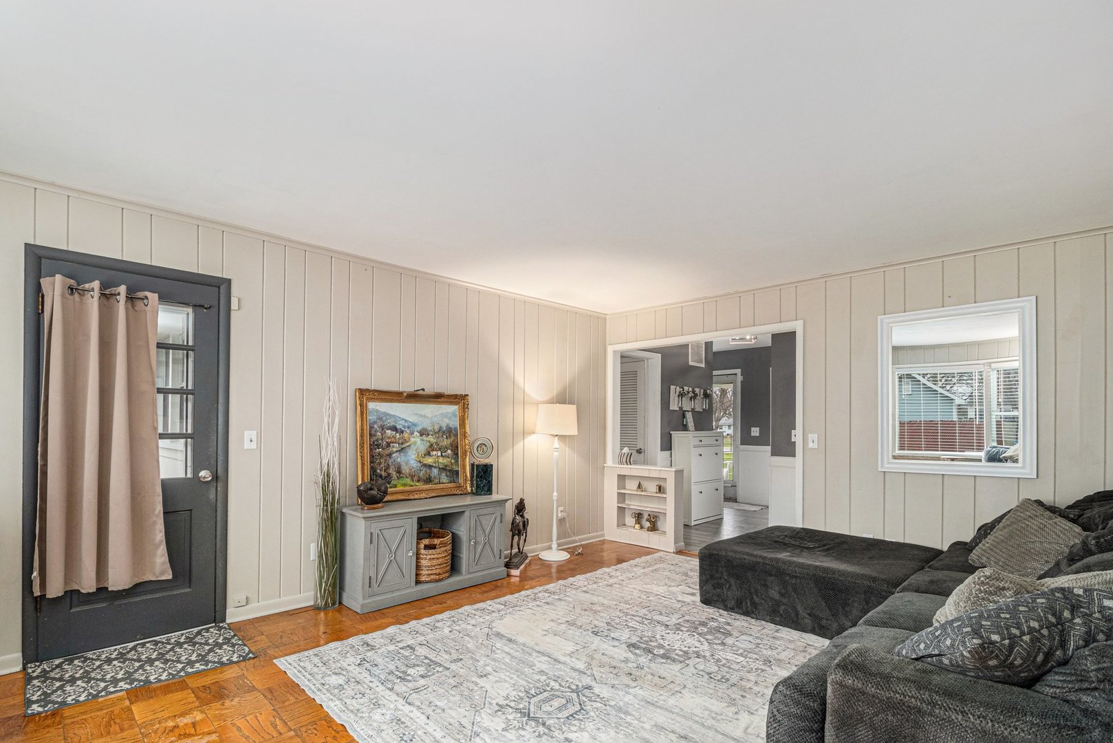 3804 Grove Avenue, McHenry, IL 60050