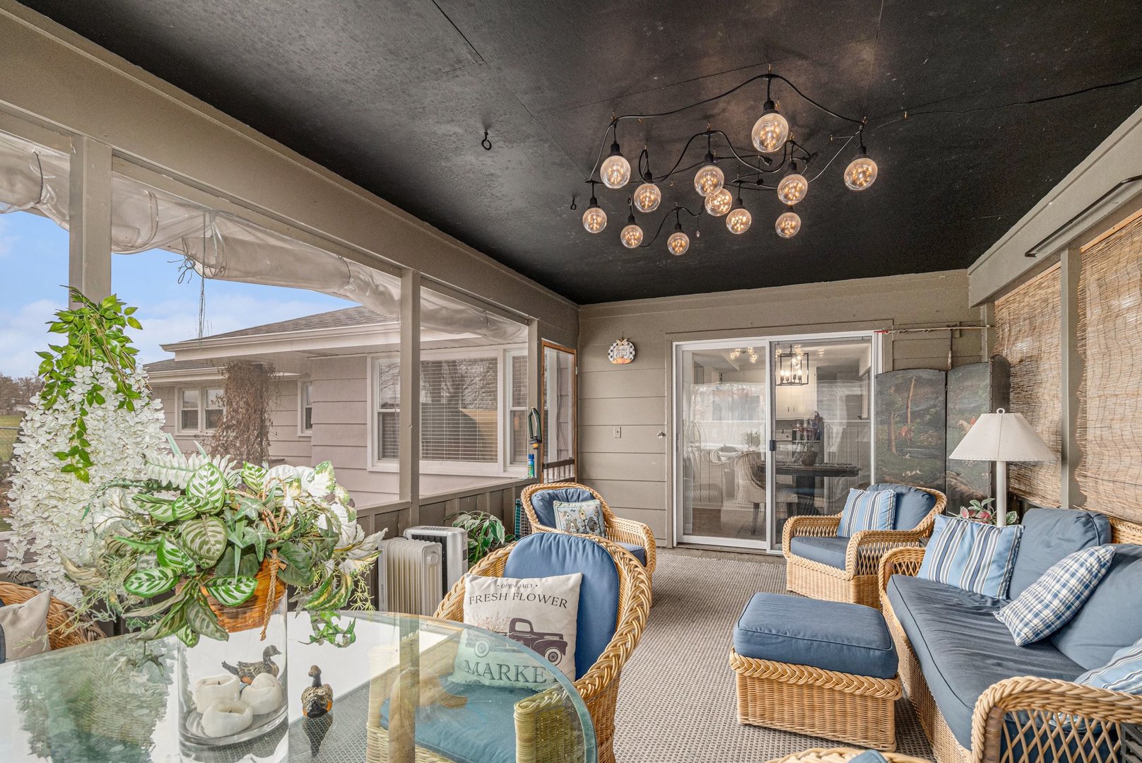 3804 Grove Avenue, McHenry, IL 60050