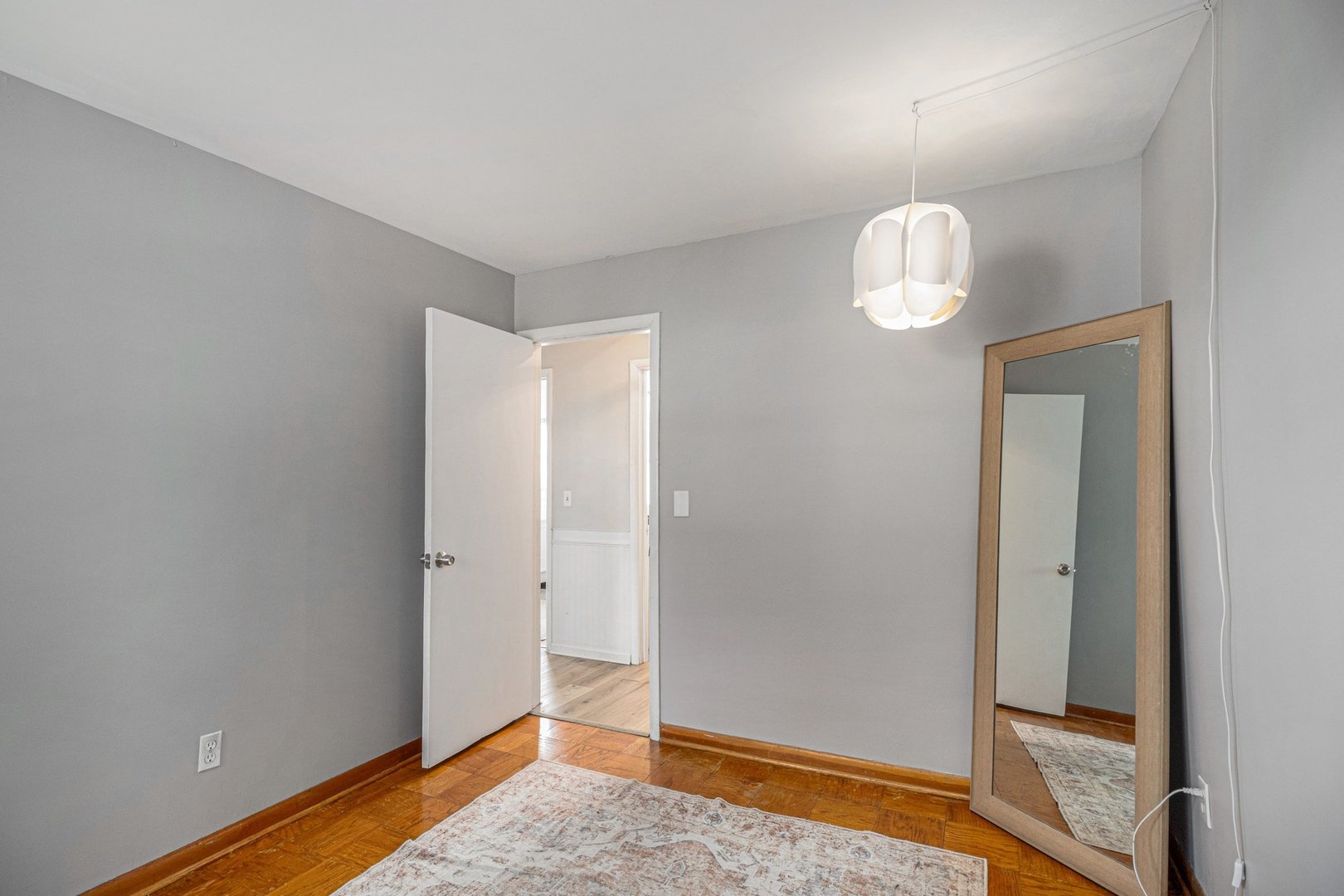 3804 Grove Avenue, McHenry, IL 60050