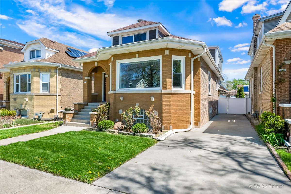 2937 N 74th Court, Elmwood Park, IL 60707