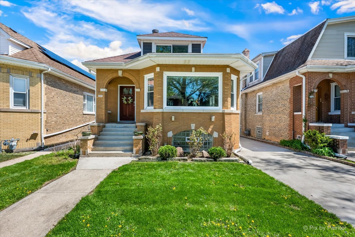 2937 N 74th Court, Elmwood Park, IL 60707