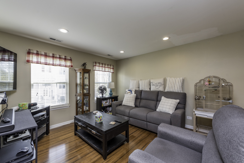 572 Richard Brown Boulevard, Volo, IL 60073