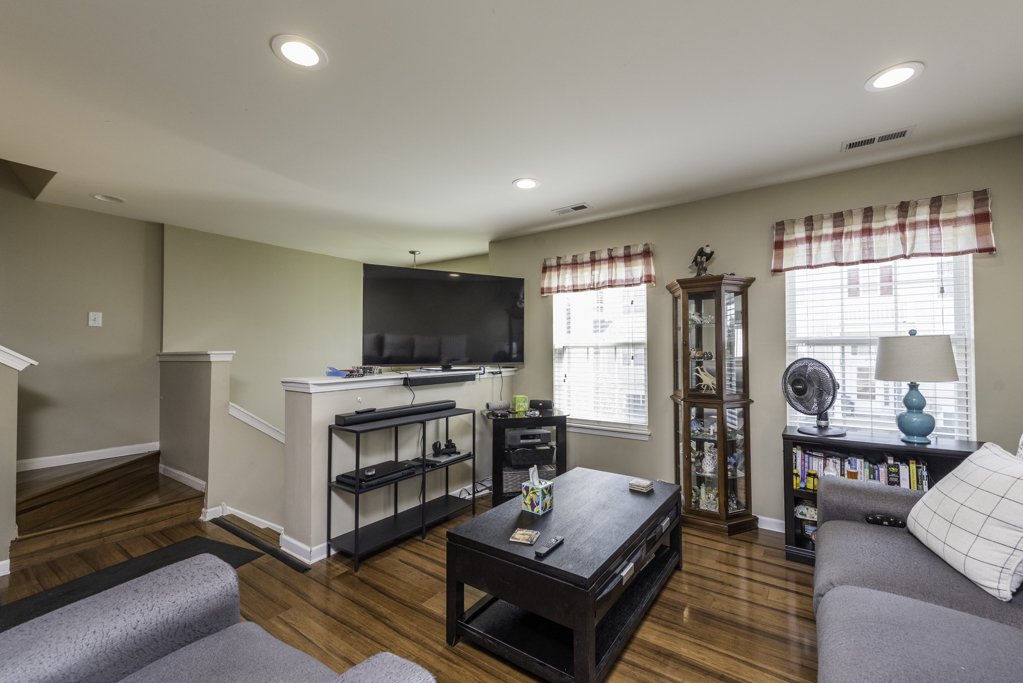 572 Richard Brown Boulevard, Volo, IL 60073