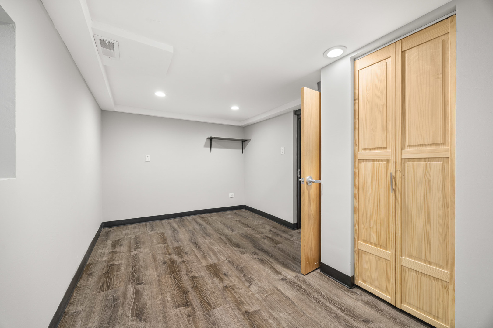 3419 N Lowell Avenue, Chicago, IL 60641