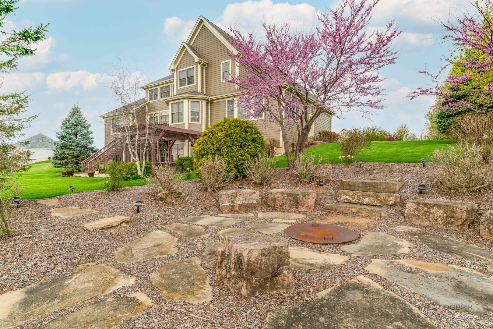 26384 N Pennway Circle, Wauconda, IL 60084