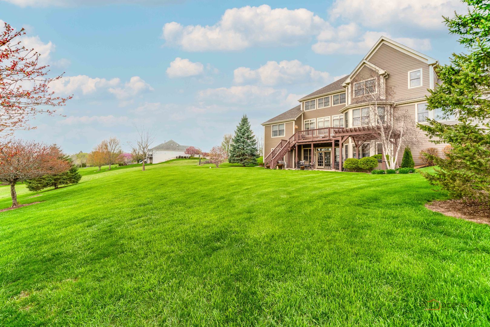 26384 N Pennway Circle, Wauconda, IL 60084